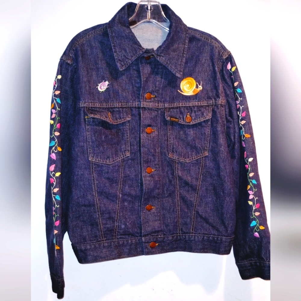 Women's Vintage Sears & Roebuck Denim Embroidered Jacket! Rare 😧.